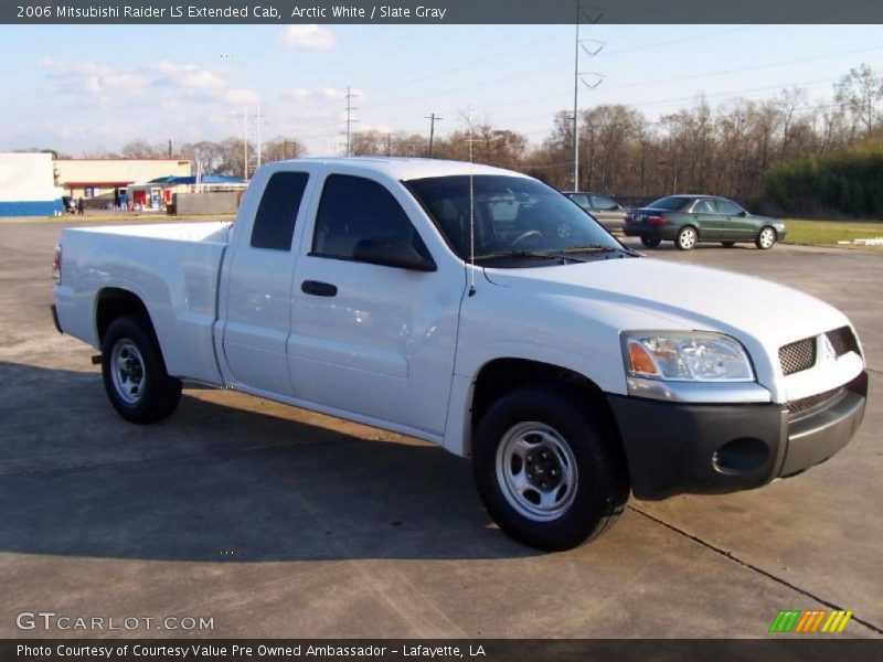 Arctic White / Slate Gray 2006 Mitsubishi Raider LS Extended Cab