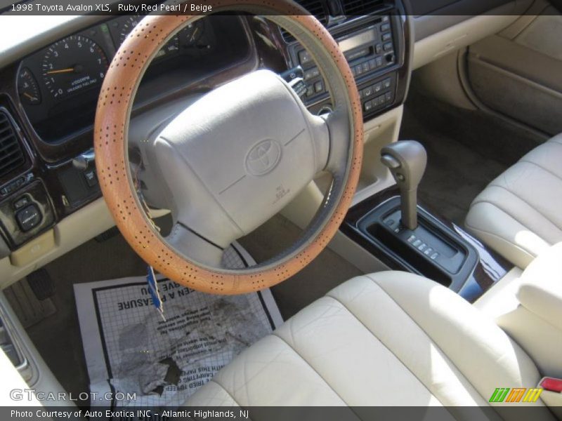 Ruby Red Pearl / Beige 1998 Toyota Avalon XLS