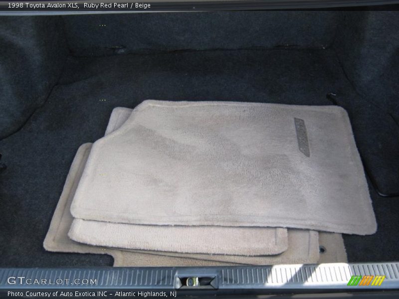 Ruby Red Pearl / Beige 1998 Toyota Avalon XLS
