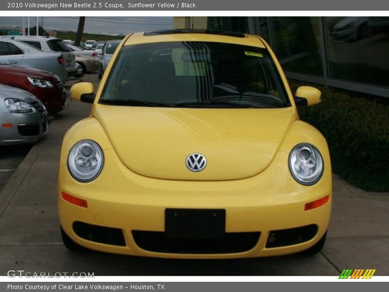 Sunflower Yellow / Black 2010 Volkswagen New Beetle 2.5 Coupe
