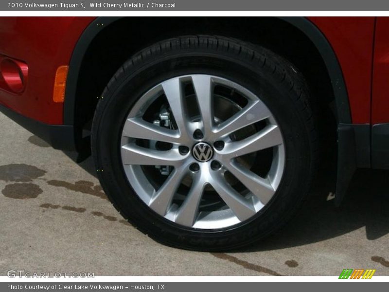 Wild Cherry Metallic / Charcoal 2010 Volkswagen Tiguan S