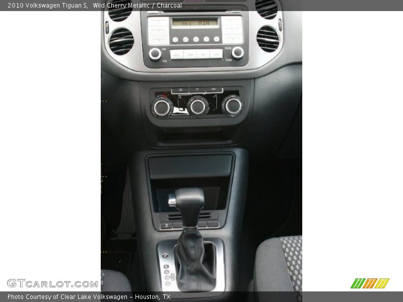 Wild Cherry Metallic / Charcoal 2010 Volkswagen Tiguan S