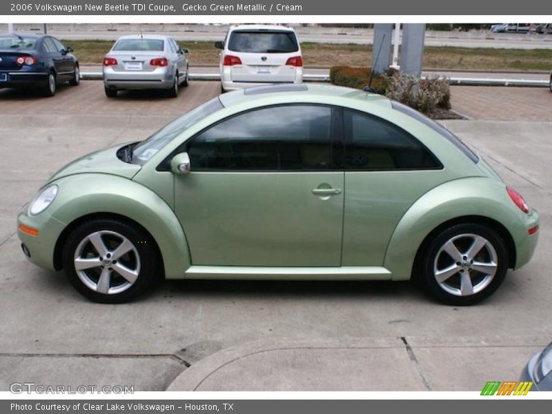 Gecko Green Metallic / Cream 2006 Volkswagen New Beetle TDI Coupe