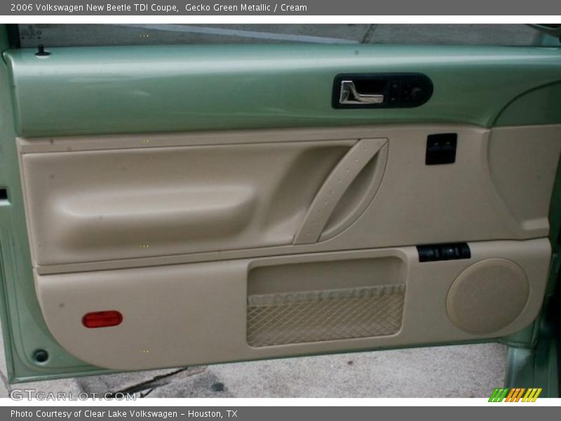 Gecko Green Metallic / Cream 2006 Volkswagen New Beetle TDI Coupe