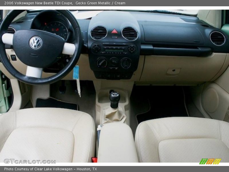 Gecko Green Metallic / Cream 2006 Volkswagen New Beetle TDI Coupe