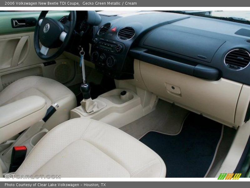 Gecko Green Metallic / Cream 2006 Volkswagen New Beetle TDI Coupe