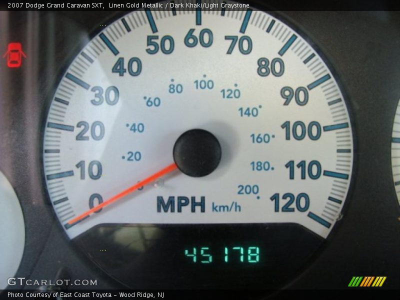 Linen Gold Metallic / Dark Khaki/Light Graystone 2007 Dodge Grand Caravan SXT