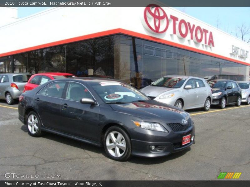Magnetic Gray Metallic / Ash Gray 2010 Toyota Camry SE