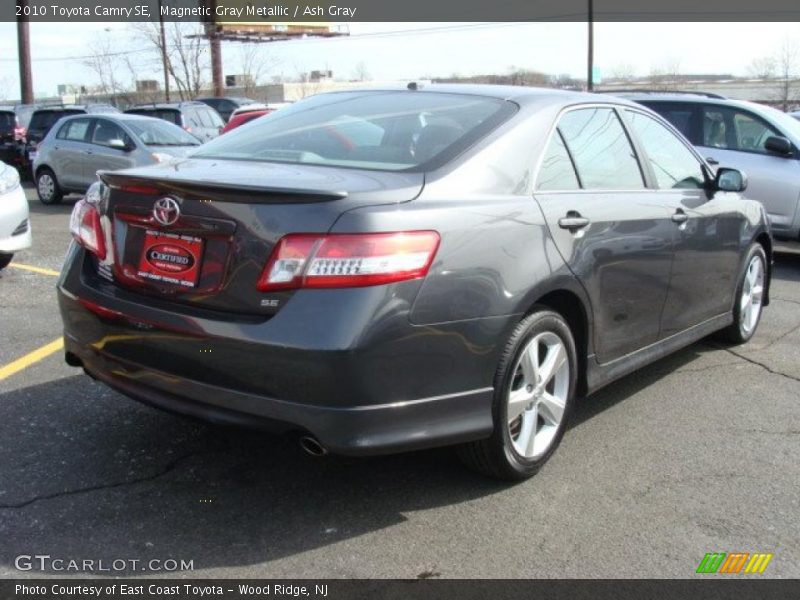 Magnetic Gray Metallic / Ash Gray 2010 Toyota Camry SE