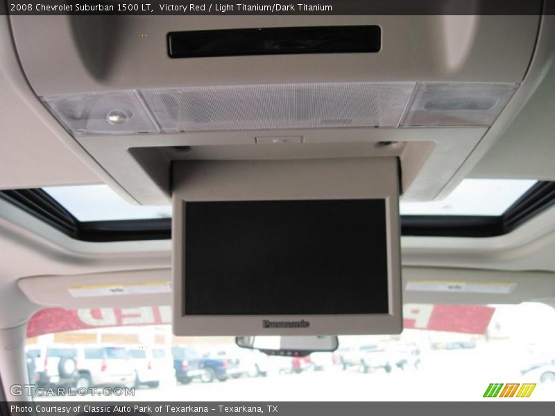 Victory Red / Light Titanium/Dark Titanium 2008 Chevrolet Suburban 1500 LT