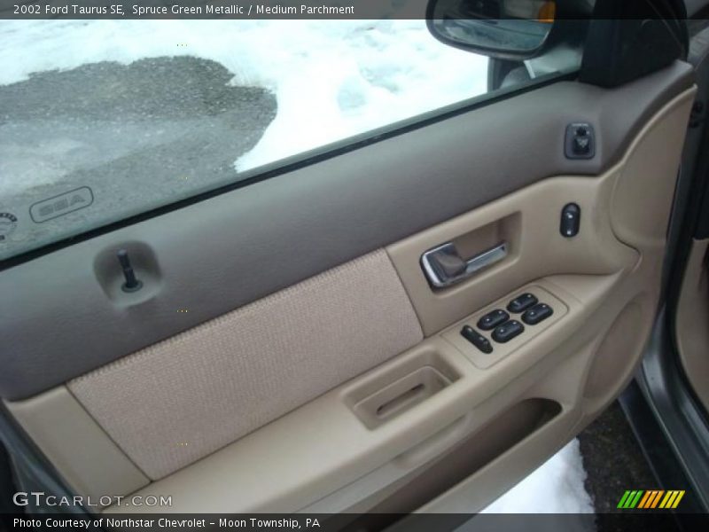 Spruce Green Metallic / Medium Parchment 2002 Ford Taurus SE
