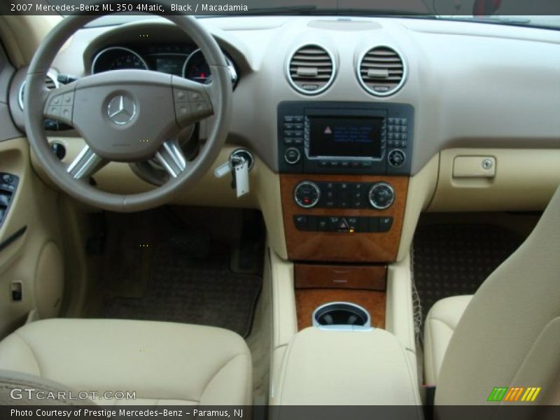 Black / Macadamia 2007 Mercedes-Benz ML 350 4Matic
