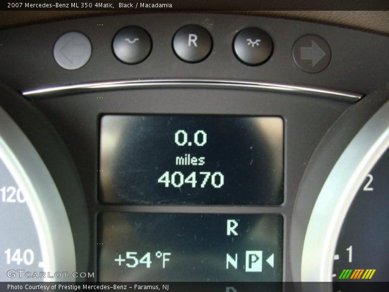 Black / Macadamia 2007 Mercedes-Benz ML 350 4Matic