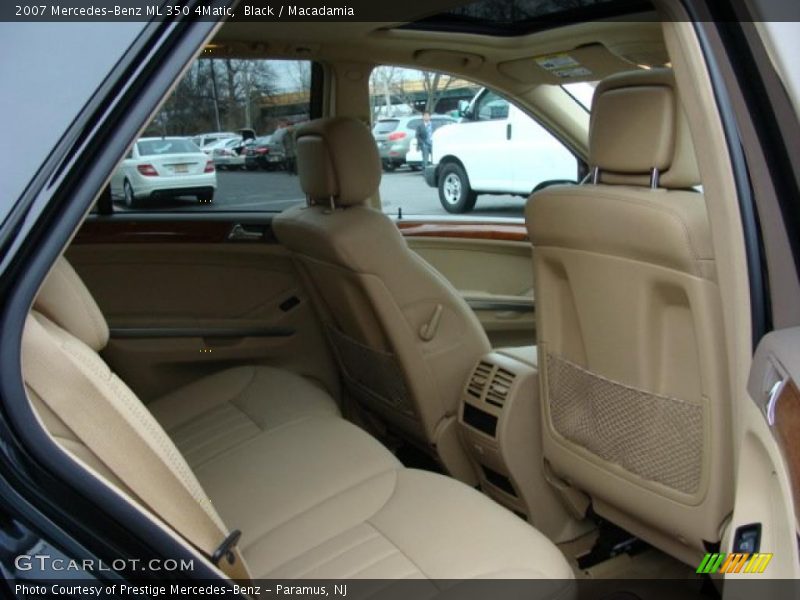 Black / Macadamia 2007 Mercedes-Benz ML 350 4Matic