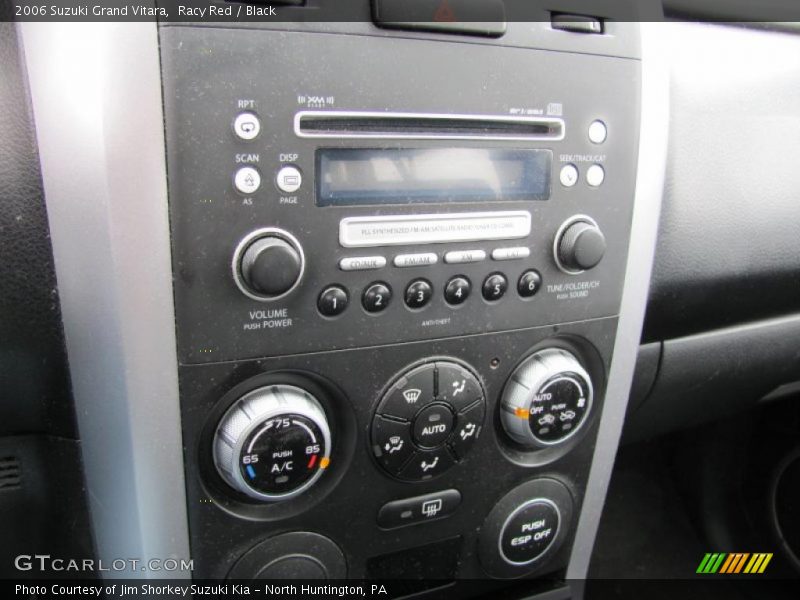 Racy Red / Black 2006 Suzuki Grand Vitara