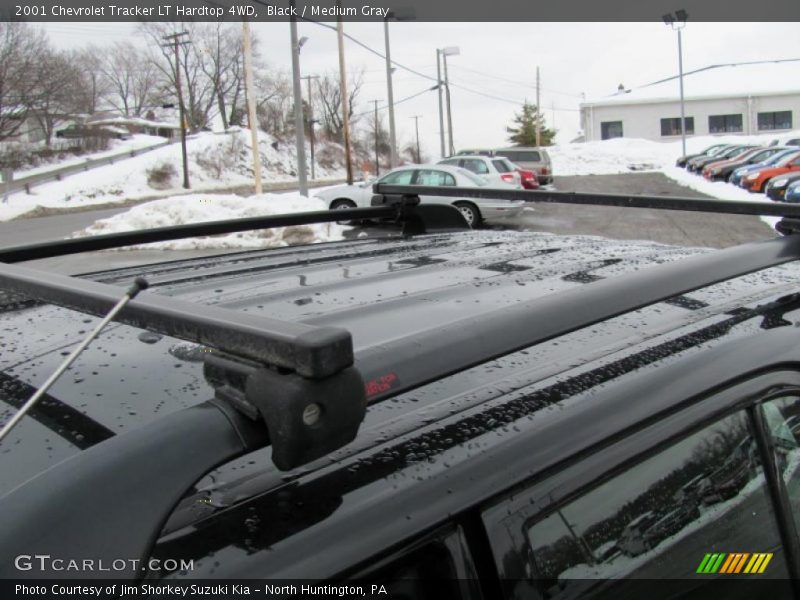 Black / Medium Gray 2001 Chevrolet Tracker LT Hardtop 4WD