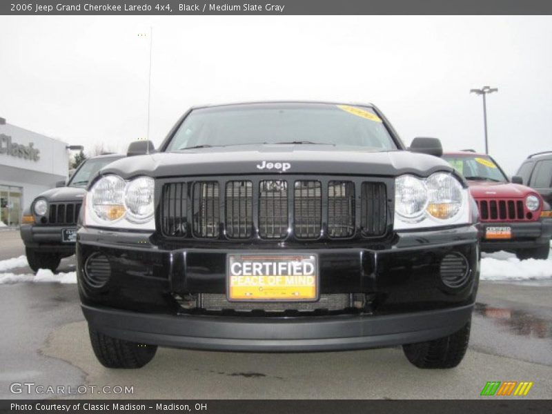 Black / Medium Slate Gray 2006 Jeep Grand Cherokee Laredo 4x4