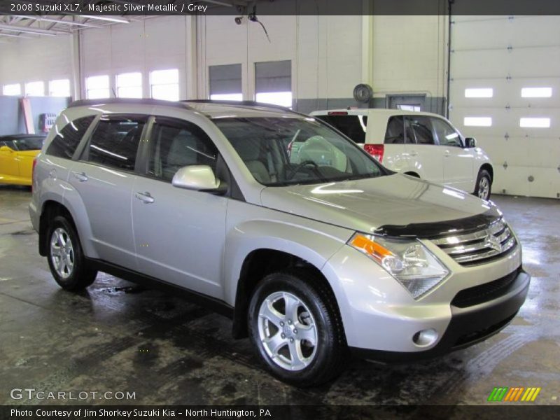 Majestic Silver Metallic / Grey 2008 Suzuki XL7