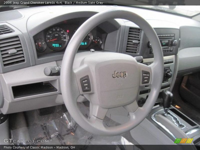 Black / Medium Slate Gray 2006 Jeep Grand Cherokee Laredo 4x4