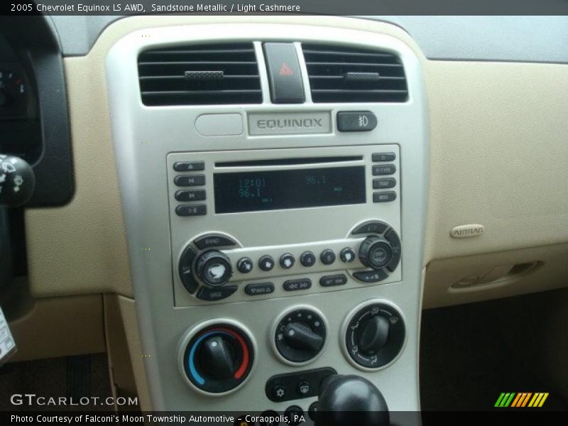 Sandstone Metallic / Light Cashmere 2005 Chevrolet Equinox LS AWD