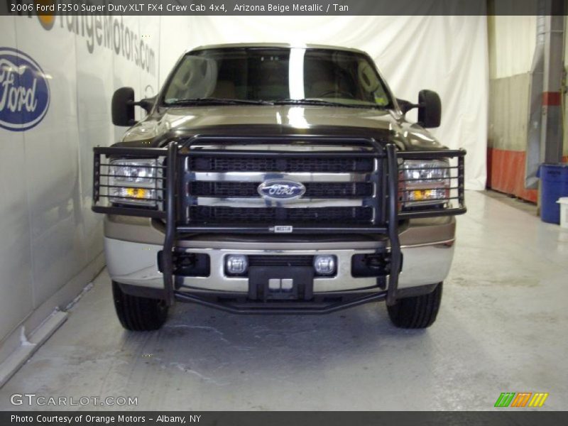 Arizona Beige Metallic / Tan 2006 Ford F250 Super Duty XLT FX4 Crew Cab 4x4