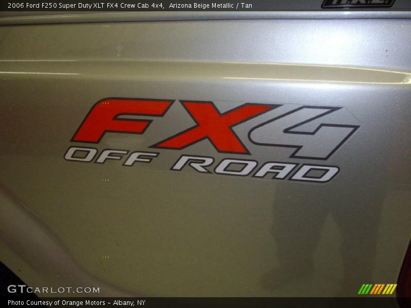 Arizona Beige Metallic / Tan 2006 Ford F250 Super Duty XLT FX4 Crew Cab 4x4