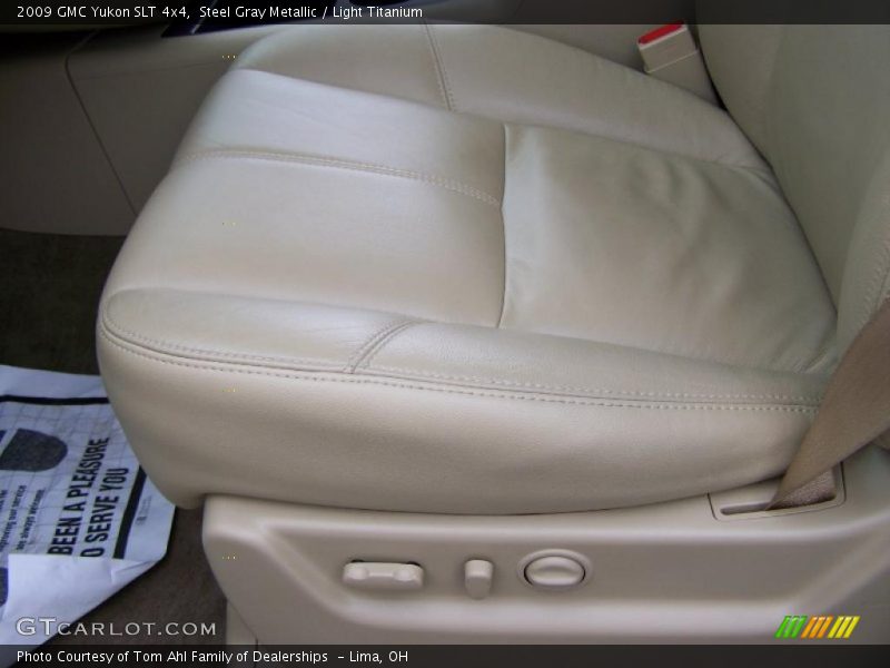 Steel Gray Metallic / Light Titanium 2009 GMC Yukon SLT 4x4