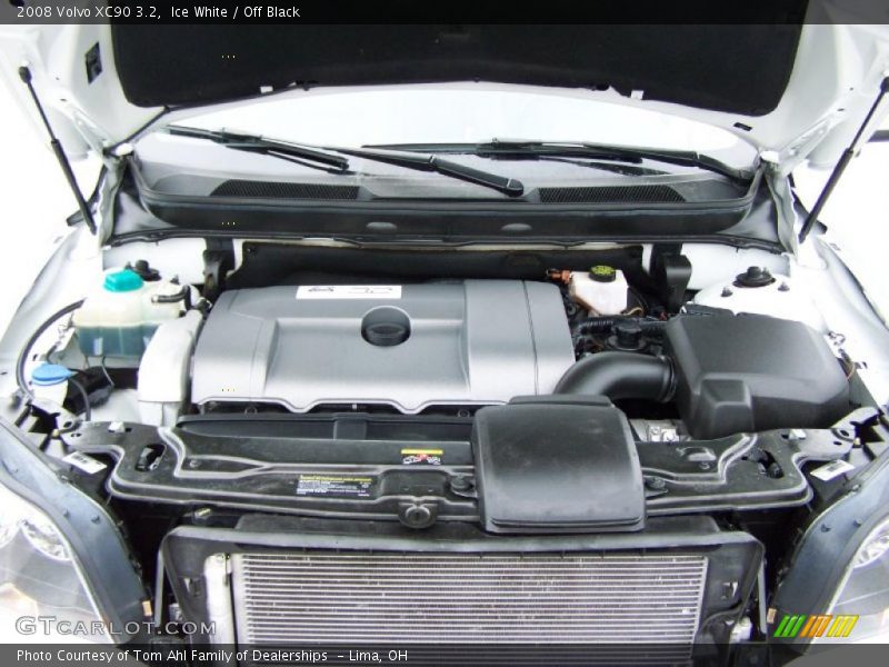 Ice White / Off Black 2008 Volvo XC90 3.2