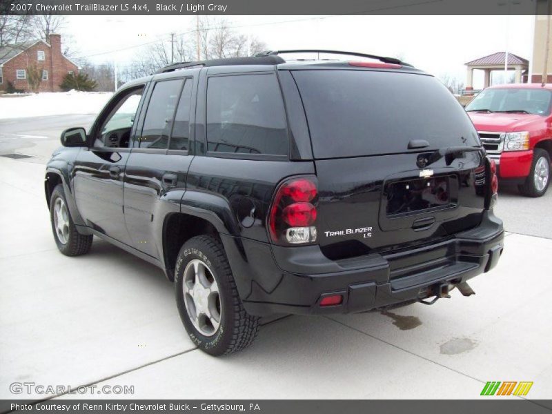 Black / Light Gray 2007 Chevrolet TrailBlazer LS 4x4