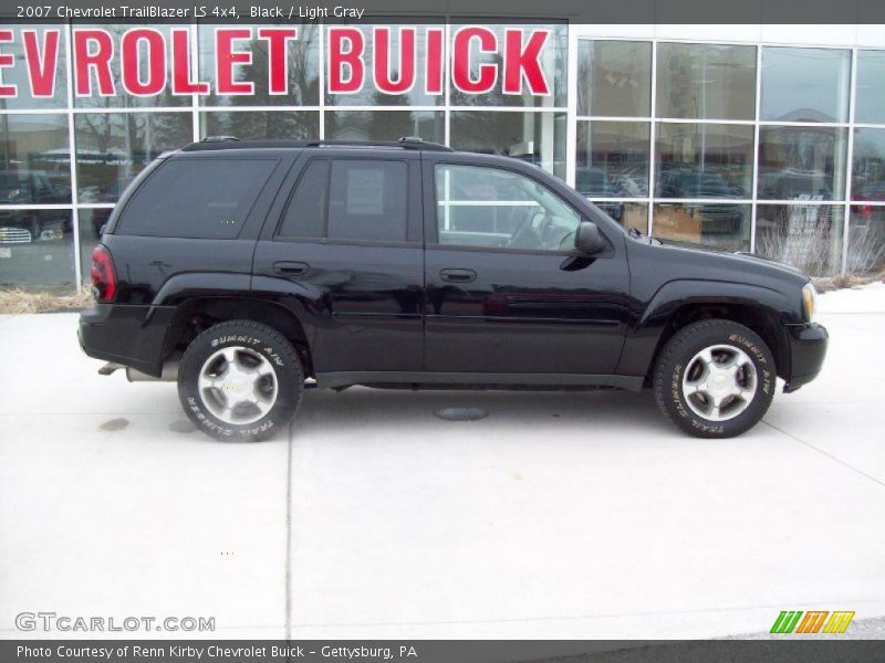 Black / Light Gray 2007 Chevrolet TrailBlazer LS 4x4