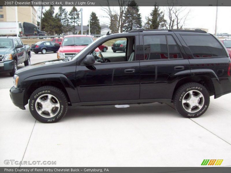 Black / Light Gray 2007 Chevrolet TrailBlazer LS 4x4