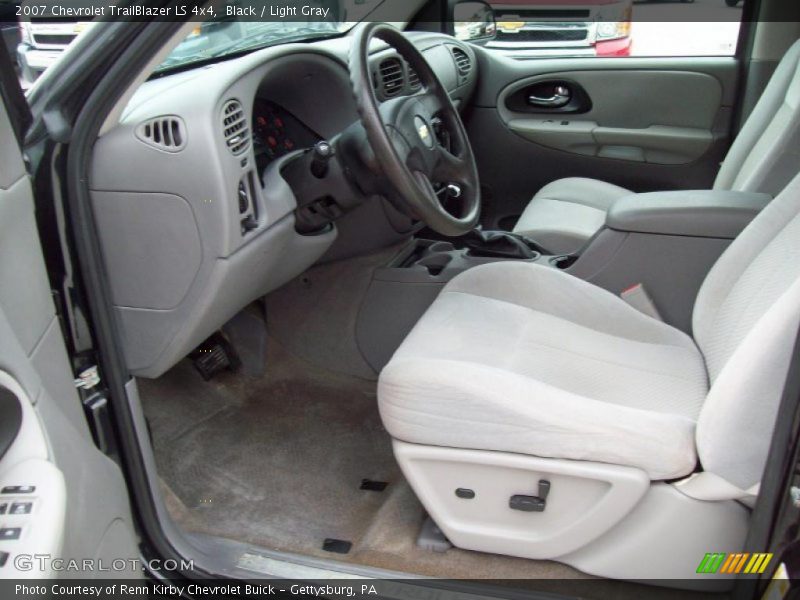 Black / Light Gray 2007 Chevrolet TrailBlazer LS 4x4