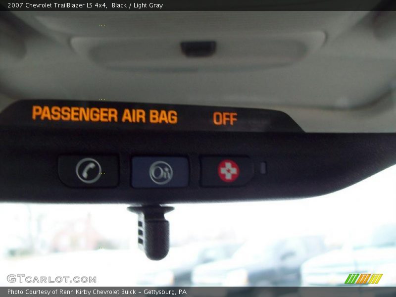 Black / Light Gray 2007 Chevrolet TrailBlazer LS 4x4