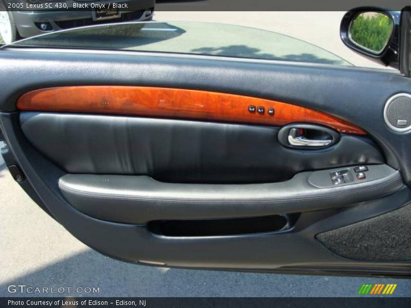 Black Onyx / Black 2005 Lexus SC 430