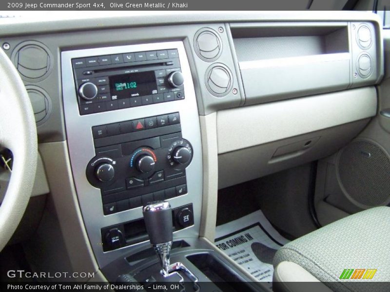 Olive Green Metallic / Khaki 2009 Jeep Commander Sport 4x4