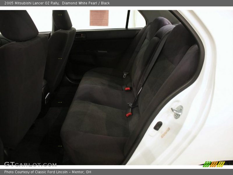 Diamond White Pearl / Black 2005 Mitsubishi Lancer OZ Rally