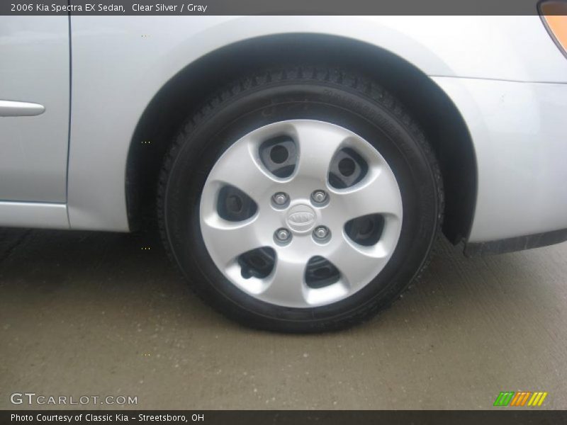 Clear Silver / Gray 2006 Kia Spectra EX Sedan
