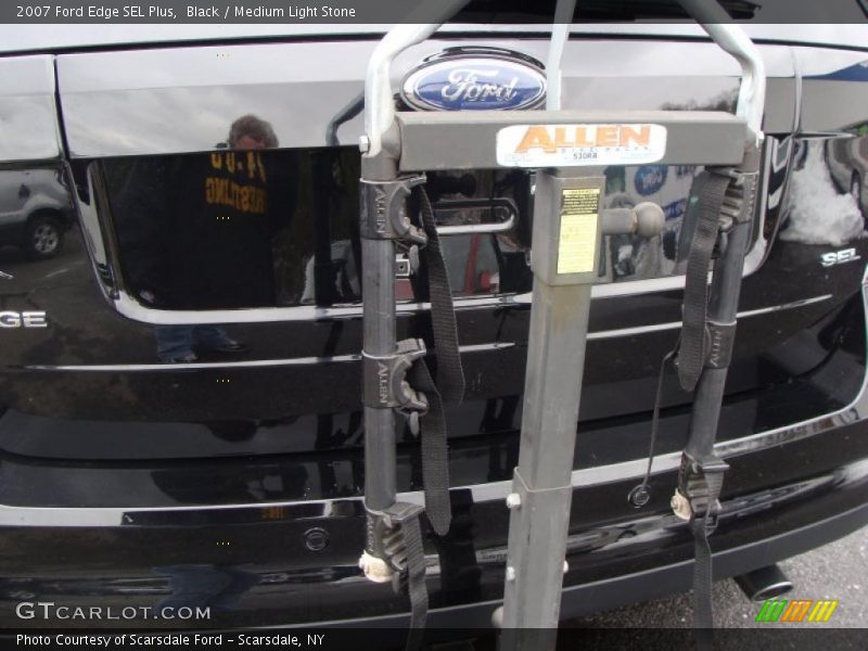 Black / Medium Light Stone 2007 Ford Edge SEL Plus