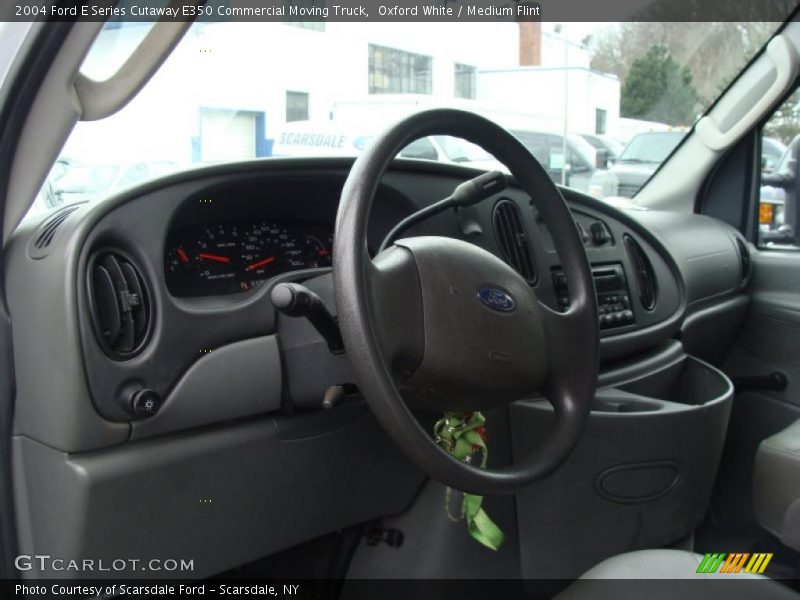 Oxford White / Medium Flint 2004 Ford E Series Cutaway E350 Commercial Moving Truck