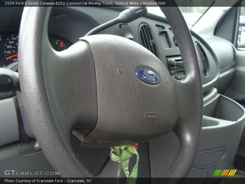 Oxford White / Medium Flint 2004 Ford E Series Cutaway E350 Commercial Moving Truck
