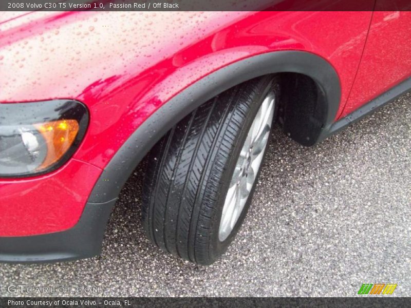 Passion Red / Off Black 2008 Volvo C30 T5 Version 1.0