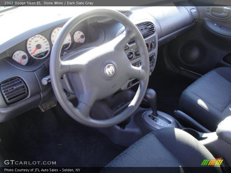 Stone White / Dark Slate Gray 2002 Dodge Neon ES