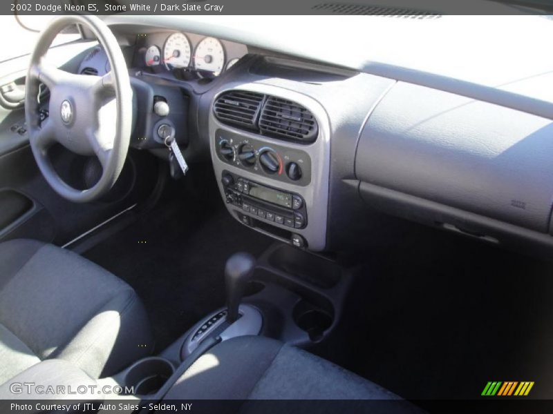 Stone White / Dark Slate Gray 2002 Dodge Neon ES