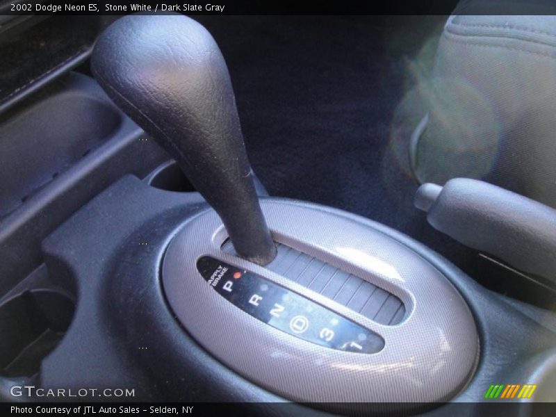 Stone White / Dark Slate Gray 2002 Dodge Neon ES