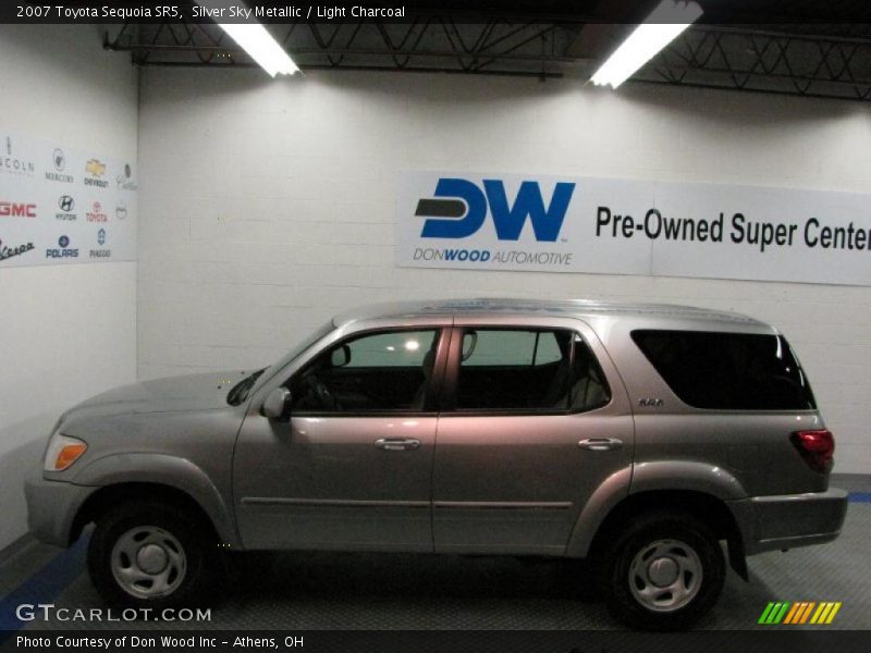 Silver Sky Metallic / Light Charcoal 2007 Toyota Sequoia SR5