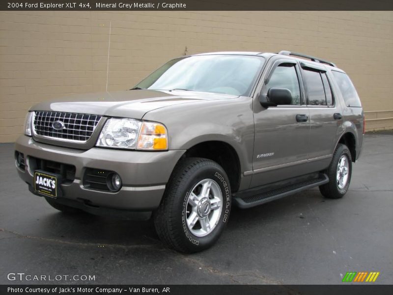 Mineral Grey Metallic / Graphite 2004 Ford Explorer XLT 4x4