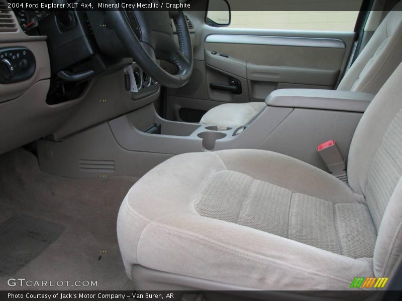 Mineral Grey Metallic / Graphite 2004 Ford Explorer XLT 4x4