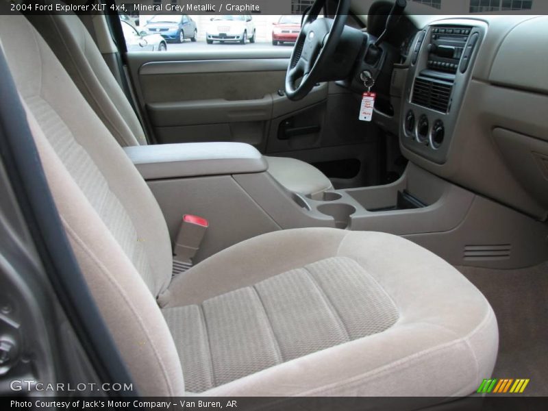 Mineral Grey Metallic / Graphite 2004 Ford Explorer XLT 4x4