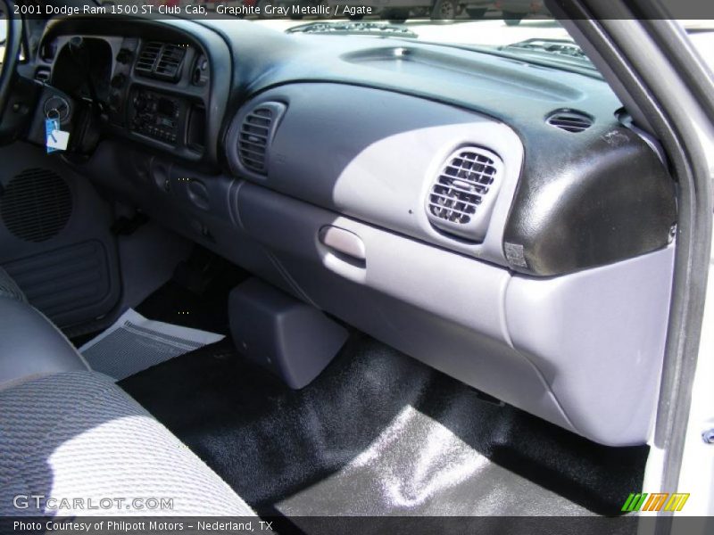 Graphite Gray Metallic / Agate 2001 Dodge Ram 1500 ST Club Cab