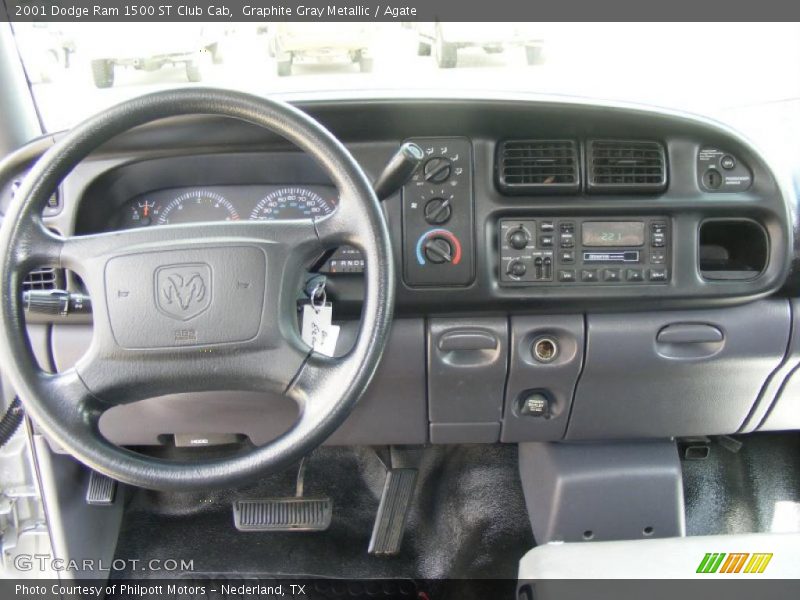 Graphite Gray Metallic / Agate 2001 Dodge Ram 1500 ST Club Cab